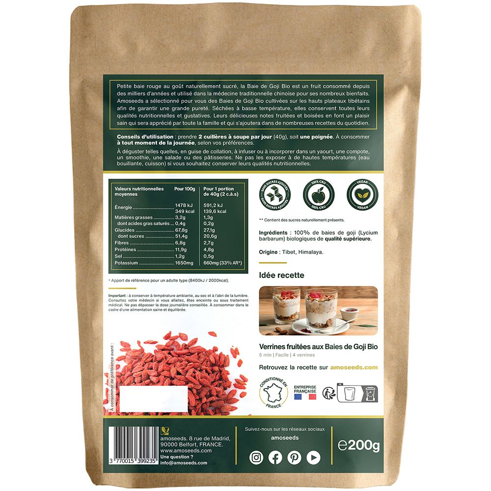 Achterkant van de AMOSEEDS Baies de Goji bio verpakking. Tekst met voedingswaarde, ingrediënten, herkomst en receptsuggestie. e200g.