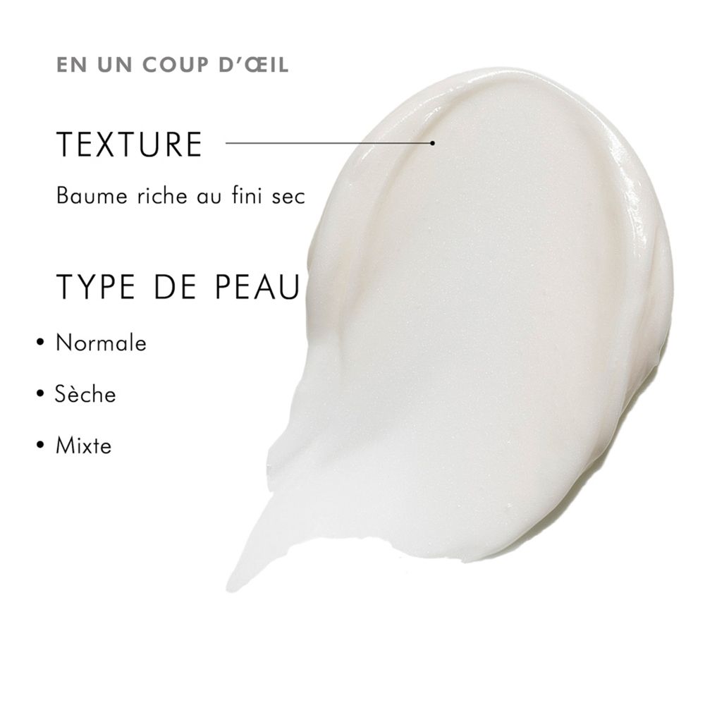 Texture de crème. Pour peaux normales, sèches et mixtes.