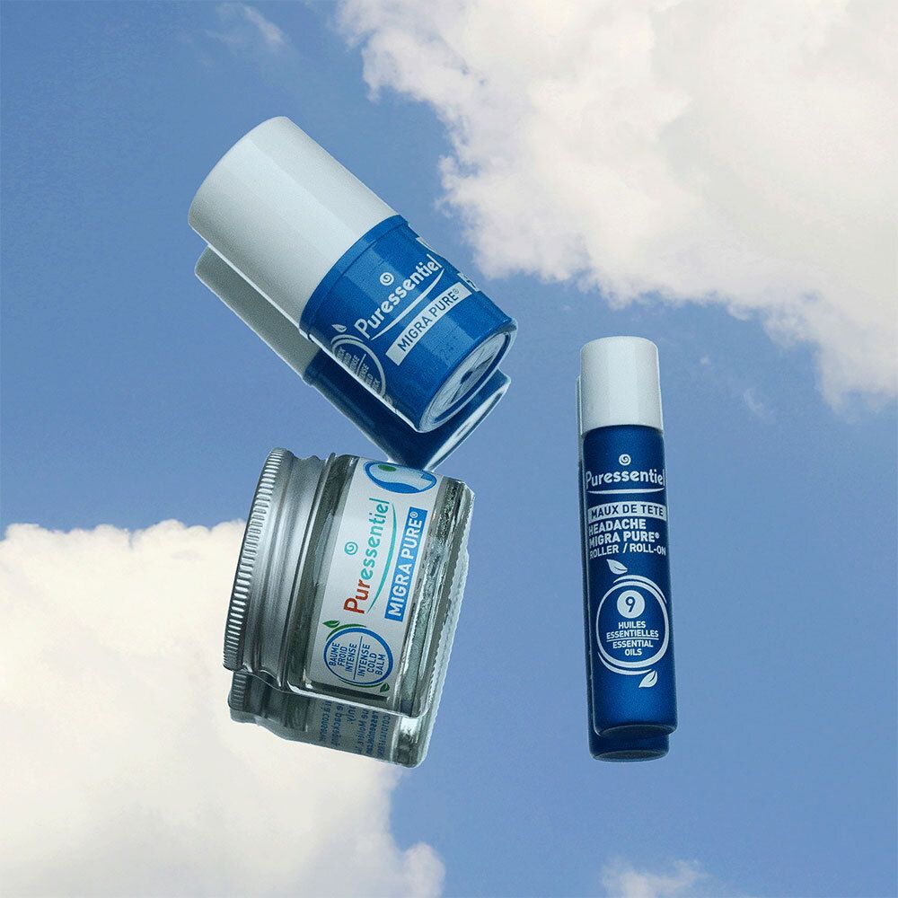 Drie producten. Merk: Puressentiel. Tekst: Maux de tête. Roll-on, crème en glas.