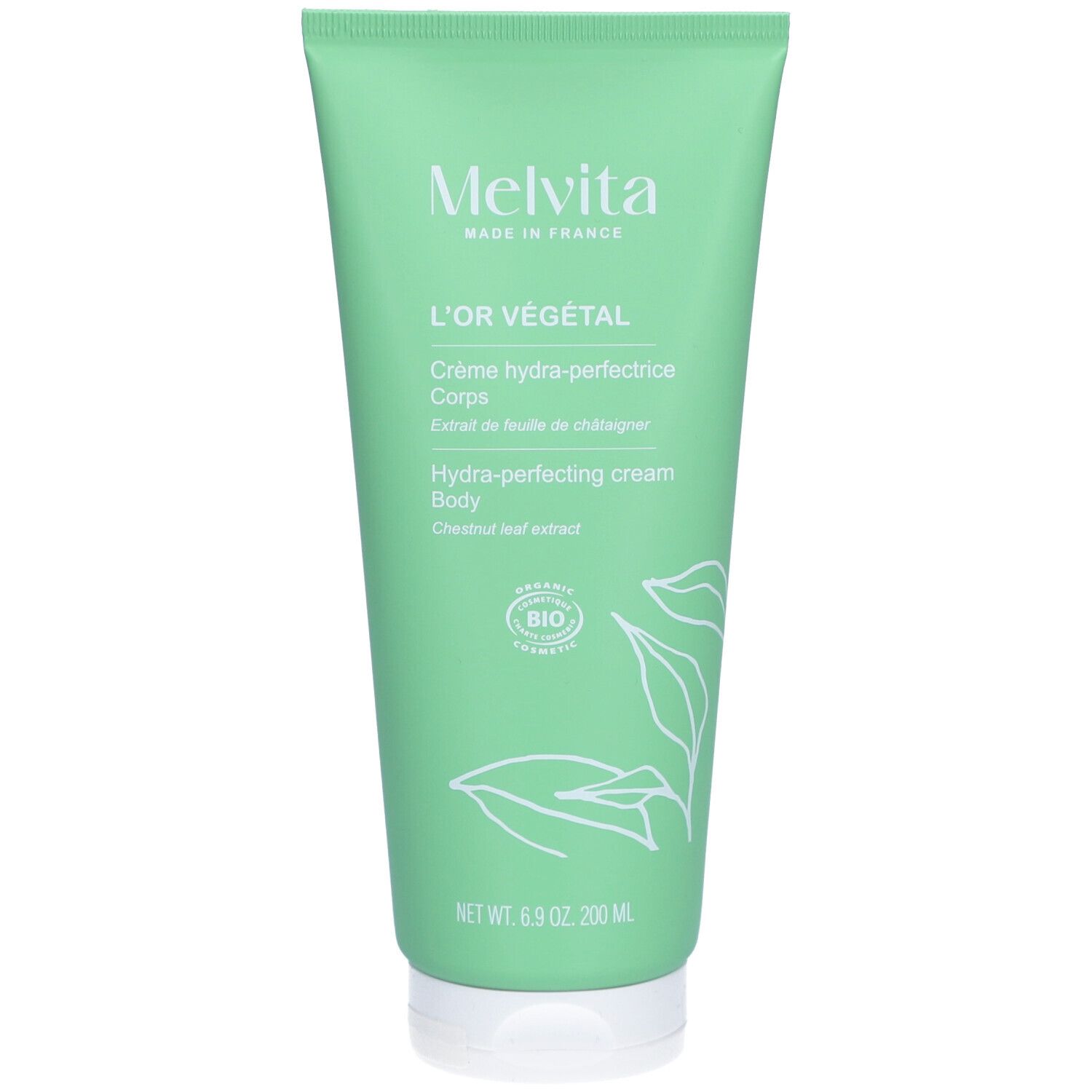 Groene tube met witte tekst. "L'OR VÉGÉTAL" en "Crème hydra-perfectrice Corps" zichtbaar. Bio-label.
