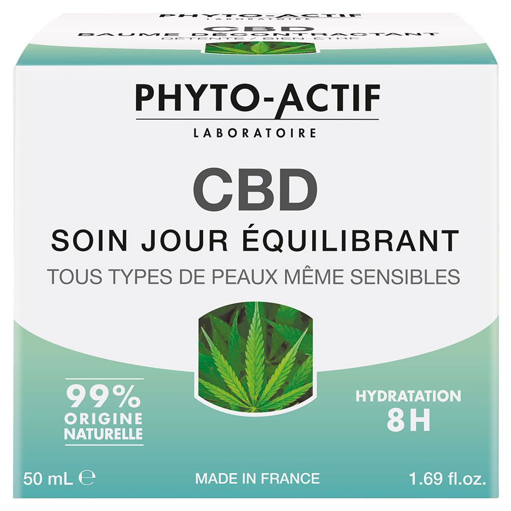Witte doos met producttekst. PHYTO-ACTIF, CBD, Soin Jour Équilibrant. 99% Origine Naturelle, Hydratation 8H. Inhoud: 50 ml.