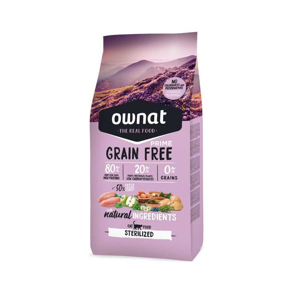 Roze zak met productnaam, 'Grain Free' en 'Sterilized'. Illustratie van groenten en vlees. Bergen op de achtergrond.