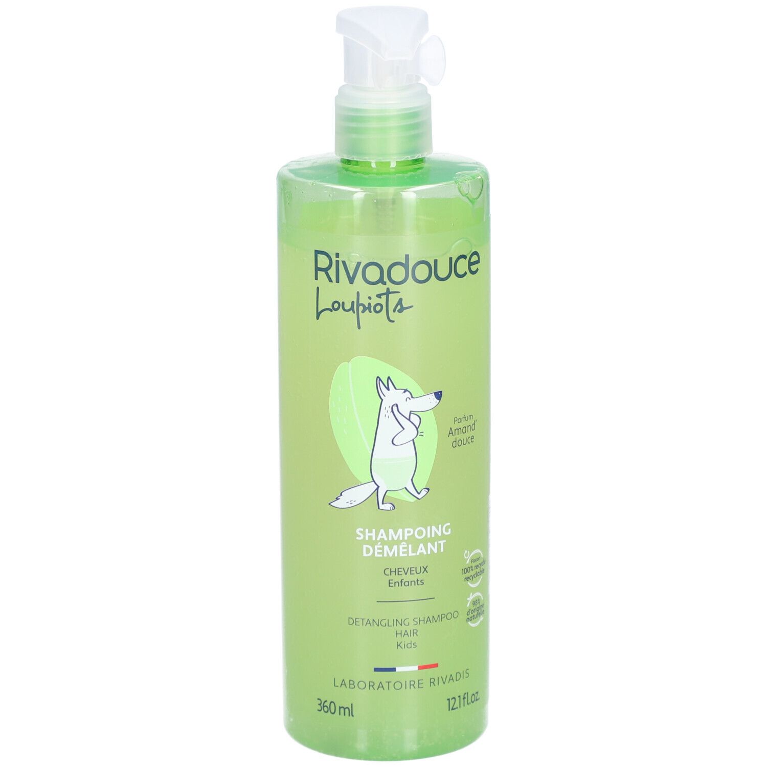 Groene fles met witte pomp. Opschrift: Rivadouce Loupiots, Shampoing Démêlant, Cheveux Enfants. Illustratie: Vos.
