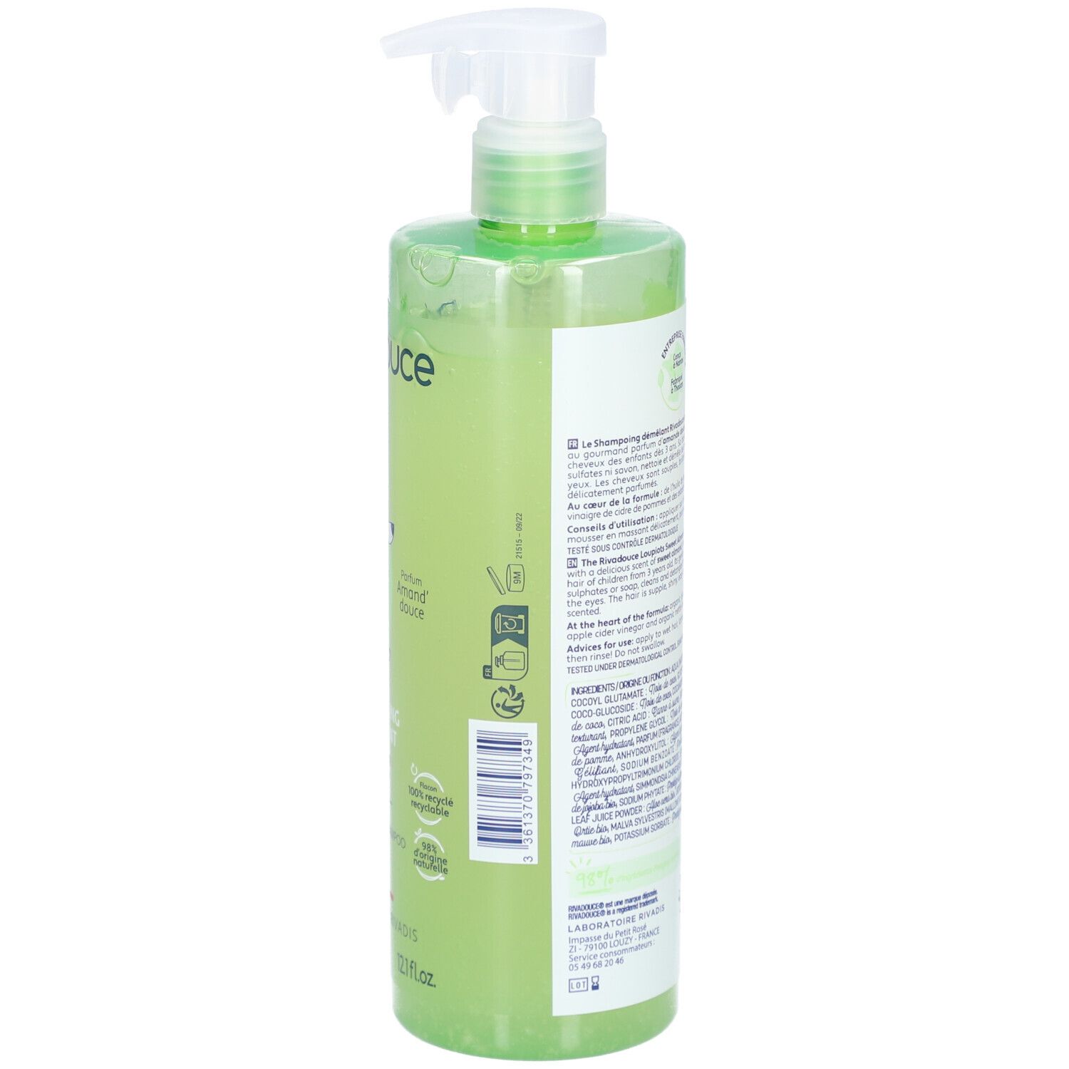 Groene fles met witte pomp. Achterkant met tekst en logo's. Transparante vloeistof.