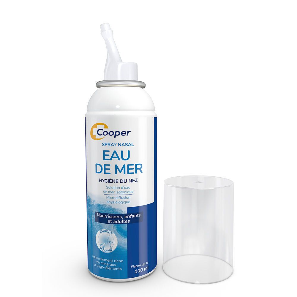 Witte fles met neusspray-opzetstuk en transparante dop. Tekst: Cooper Spray nasal Eau de mer.