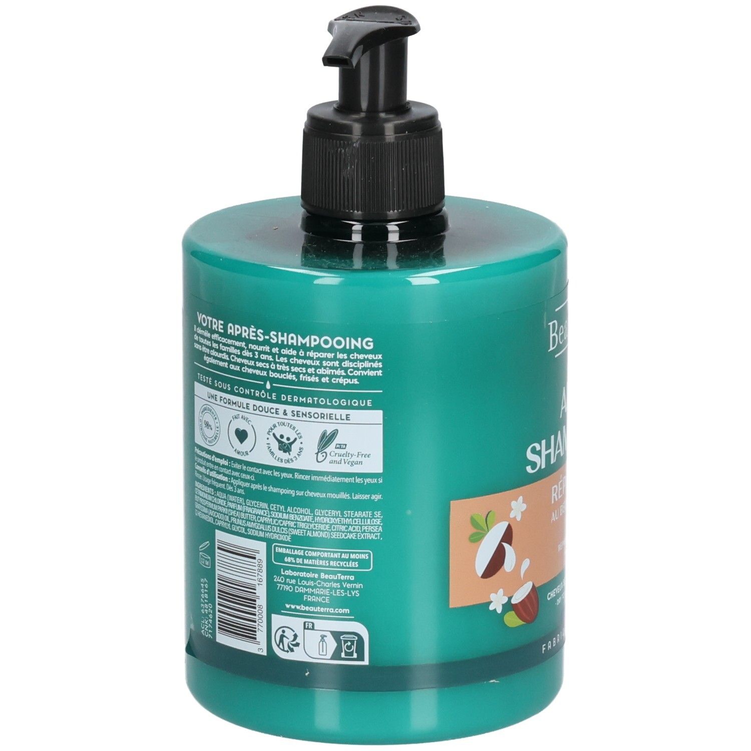 Groene fles, achterkant. Tekst: productinformatie, ingrediënten, logo's. Opschrift: Beauterra.