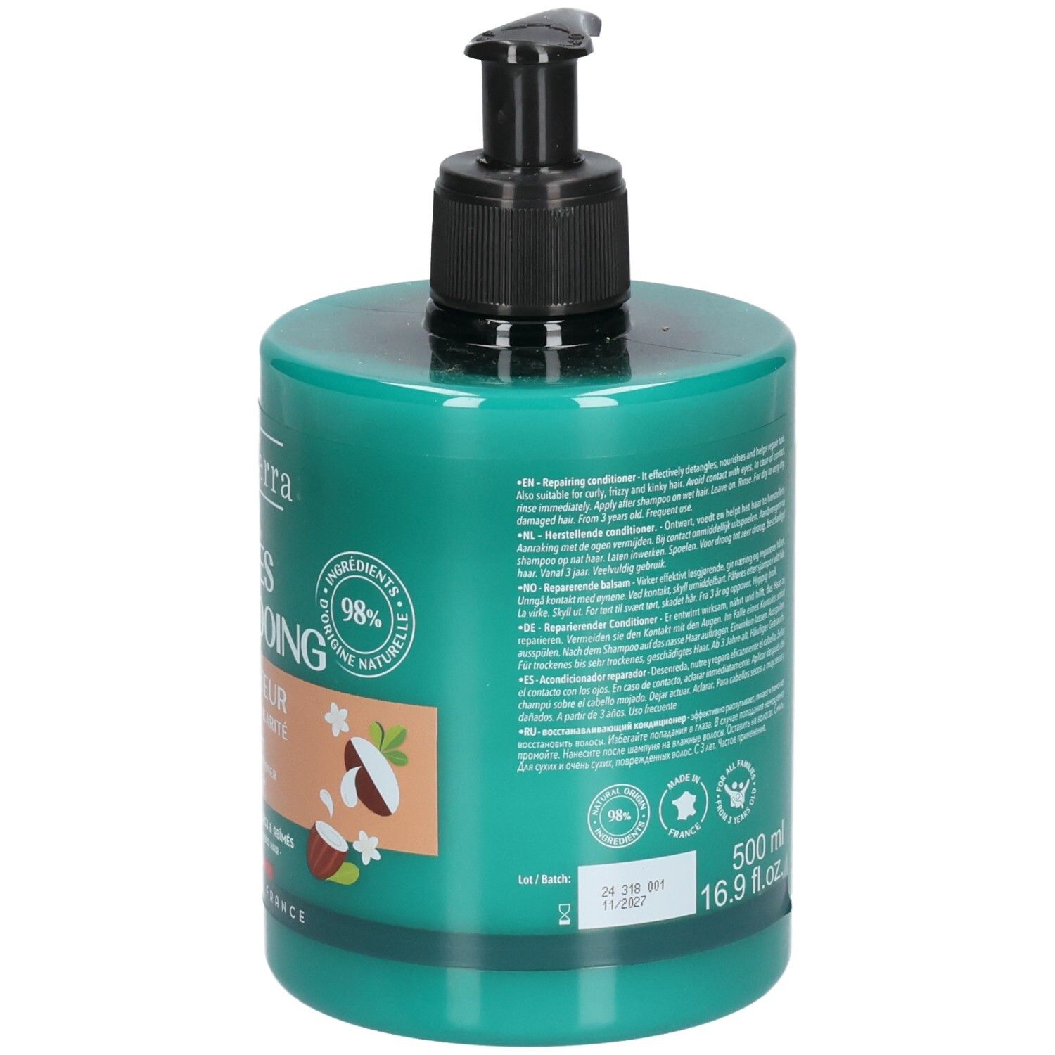 Groene fles, achterkant. Tekst: productinfo, ingrediënten, volume 500 ml, 16.9 fl.oz., houdbaarheidsdatum.