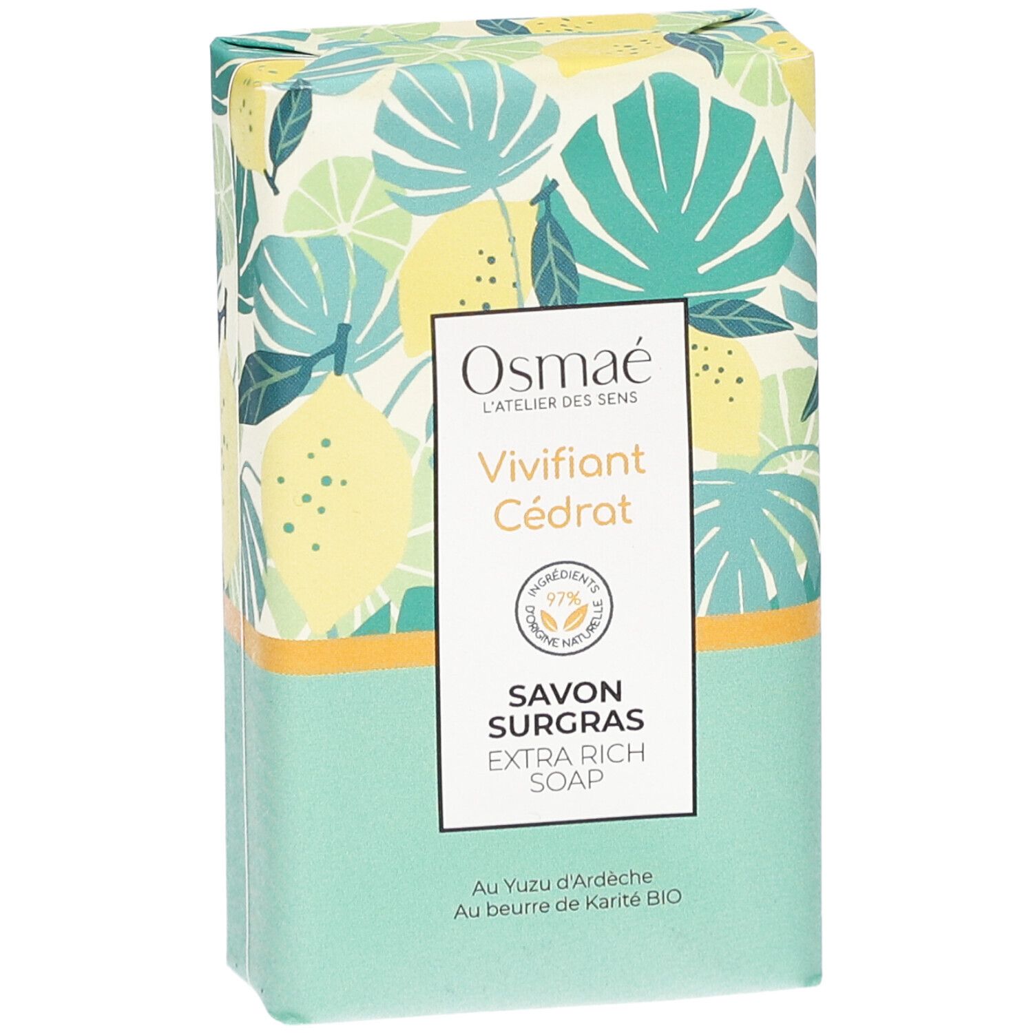 Zeepverpakking, schuin van opzij. Merk: Osmaé. Productnaam: Vivifiant Cédrat. Tekst: Savon Surgras, Extra Rich Soap. Bloemmotief.