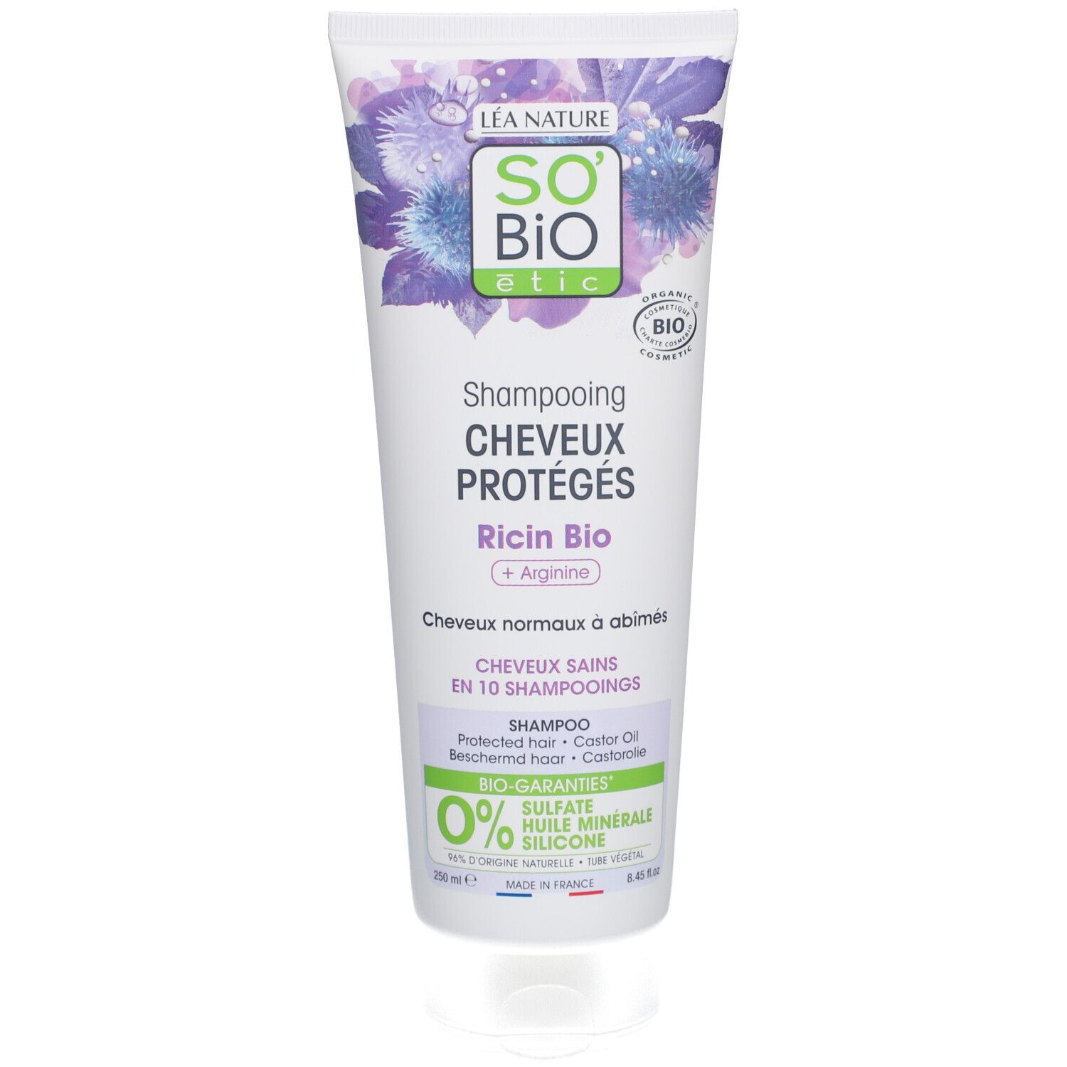 Witte tube met paarse bloemen. "SO BIO étic" en "Shampooing Cheveux Protégés" zijn zichtbaar.