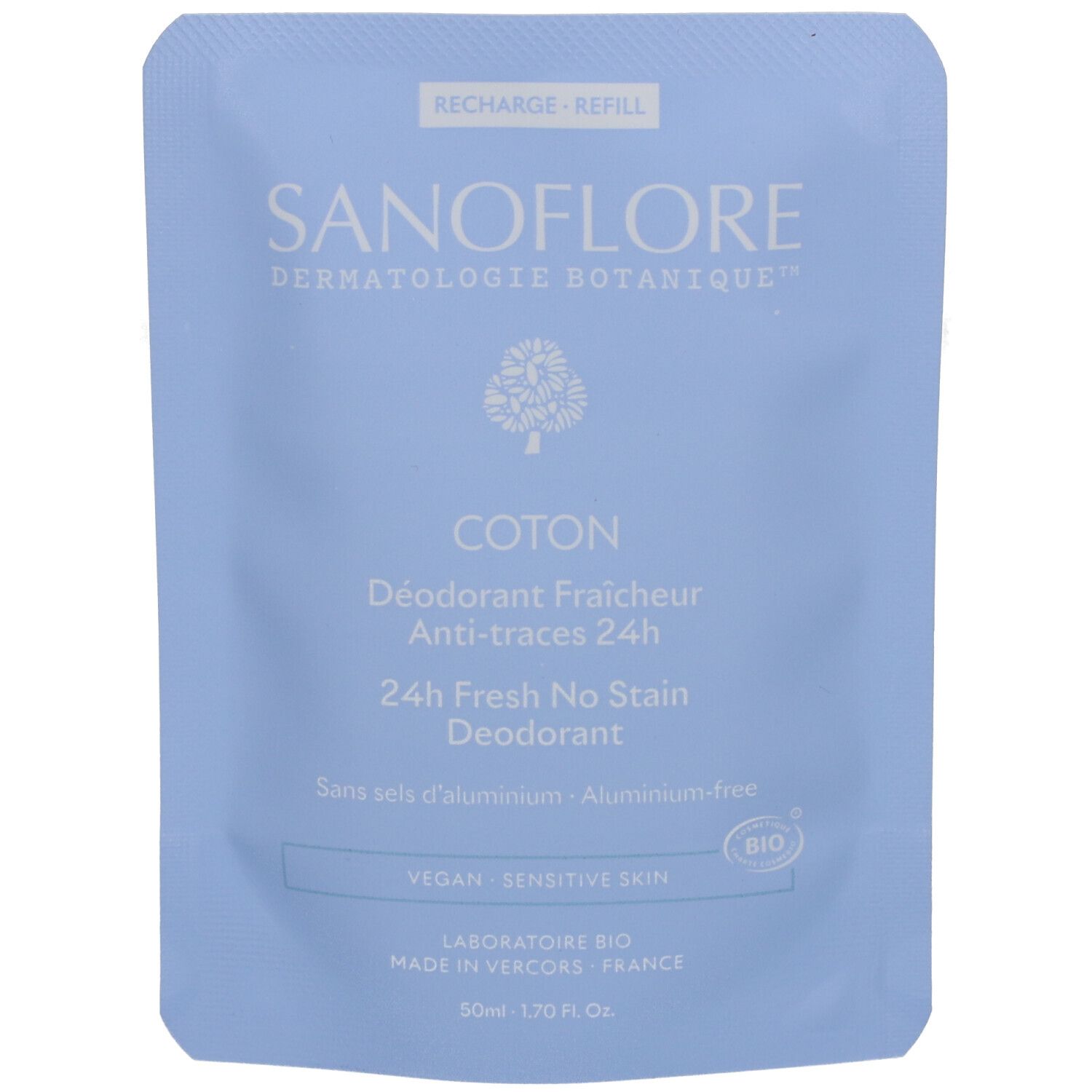 Recharge de déodorant. Sachet bleu clair avec texte blanc. Inscription: SANOFLORE, COTON, 24h Fresh No Stain Deodorant. Label bio.