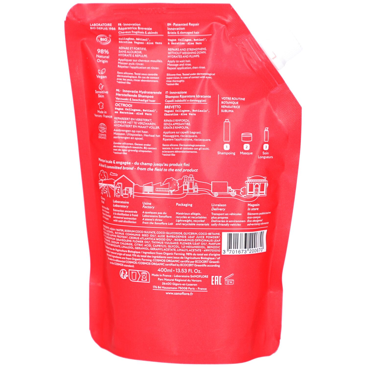 Achterkant van de rode navulverpakking. Tekst en illustraties. Bio-label. Tekst: 98% natuurlijke ingrediënten, Vegan.