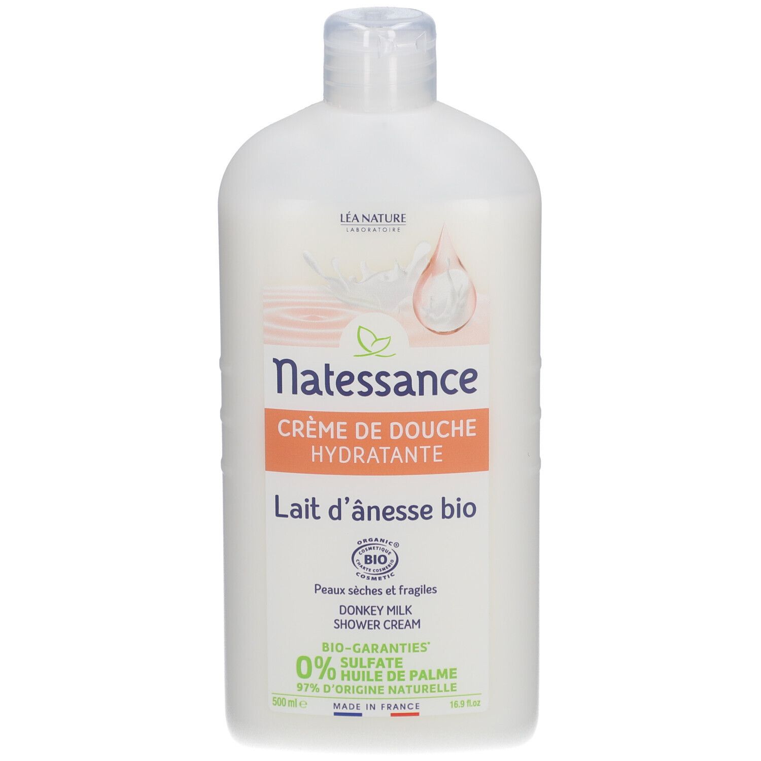 Flacon blanc avec étiquette. Texte: Crème de douche hydratante, Lait d'ânesse bio. Certification bio. 0% sulfate, 97% ingrédients naturels.