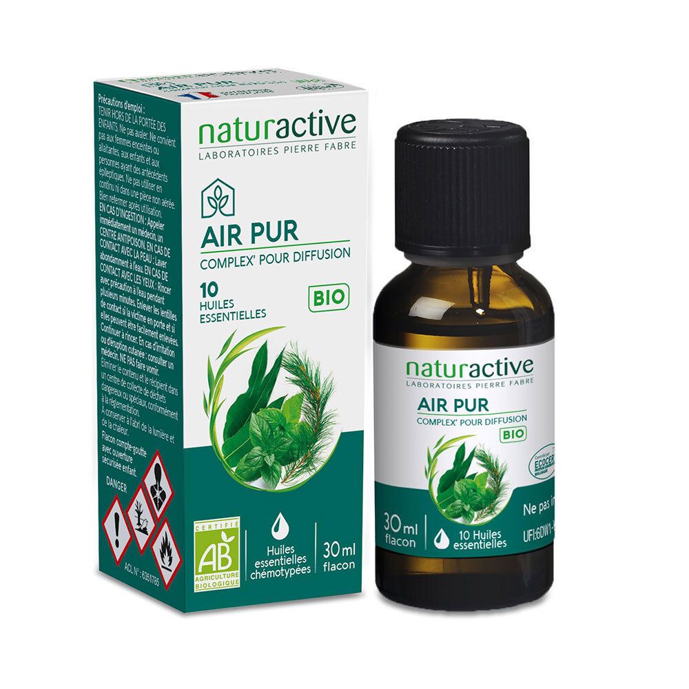 Bruine glazen fles en doos. Opschrift: Naturactive Air Pur, 10 Huiles essentielles, Bio. AB-certificering.