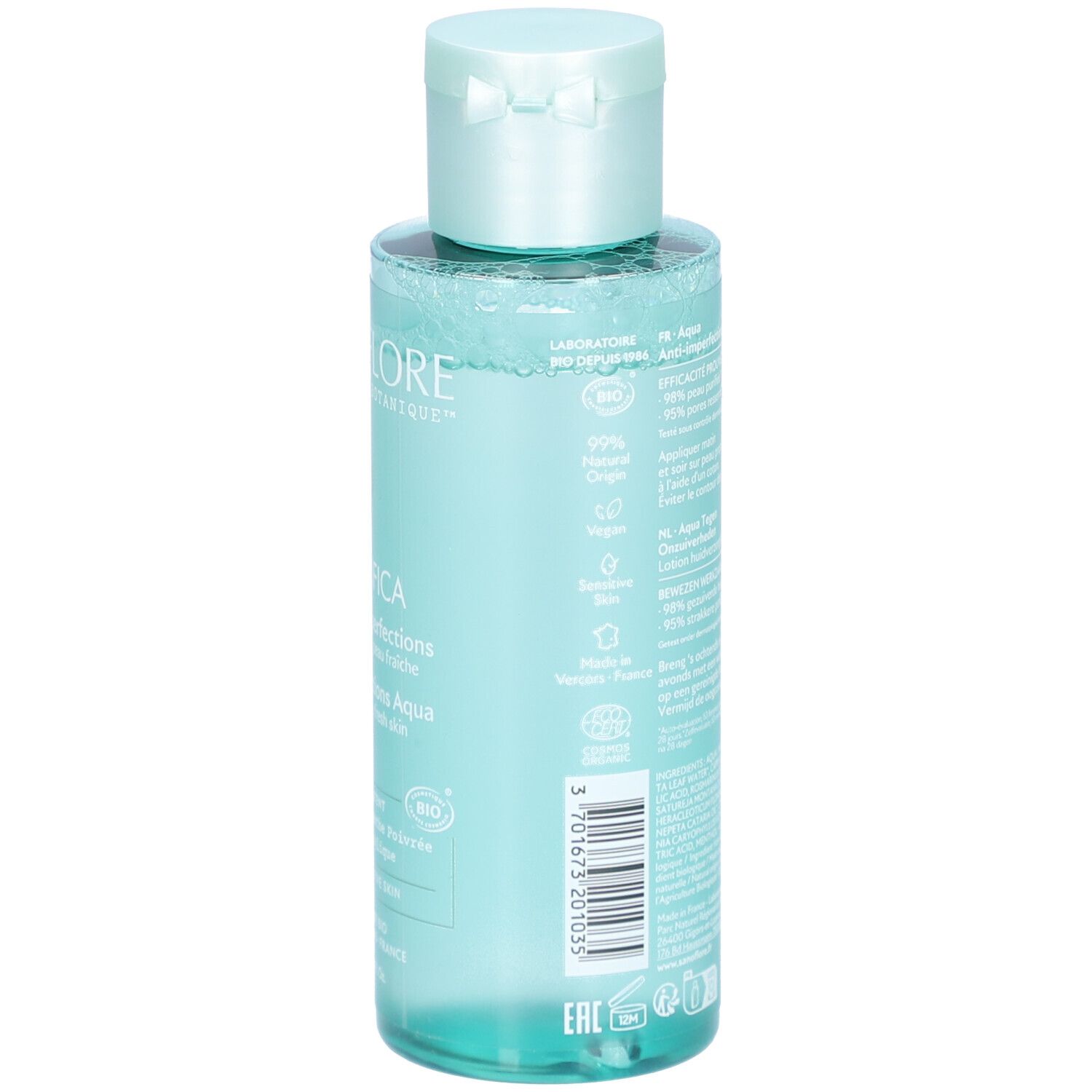 Achterkant van de fles. Opschrift: Aqua Anti-imperfections. Informatie, Vegan, 99% natuurlijke oorsprong. Streepjescode.