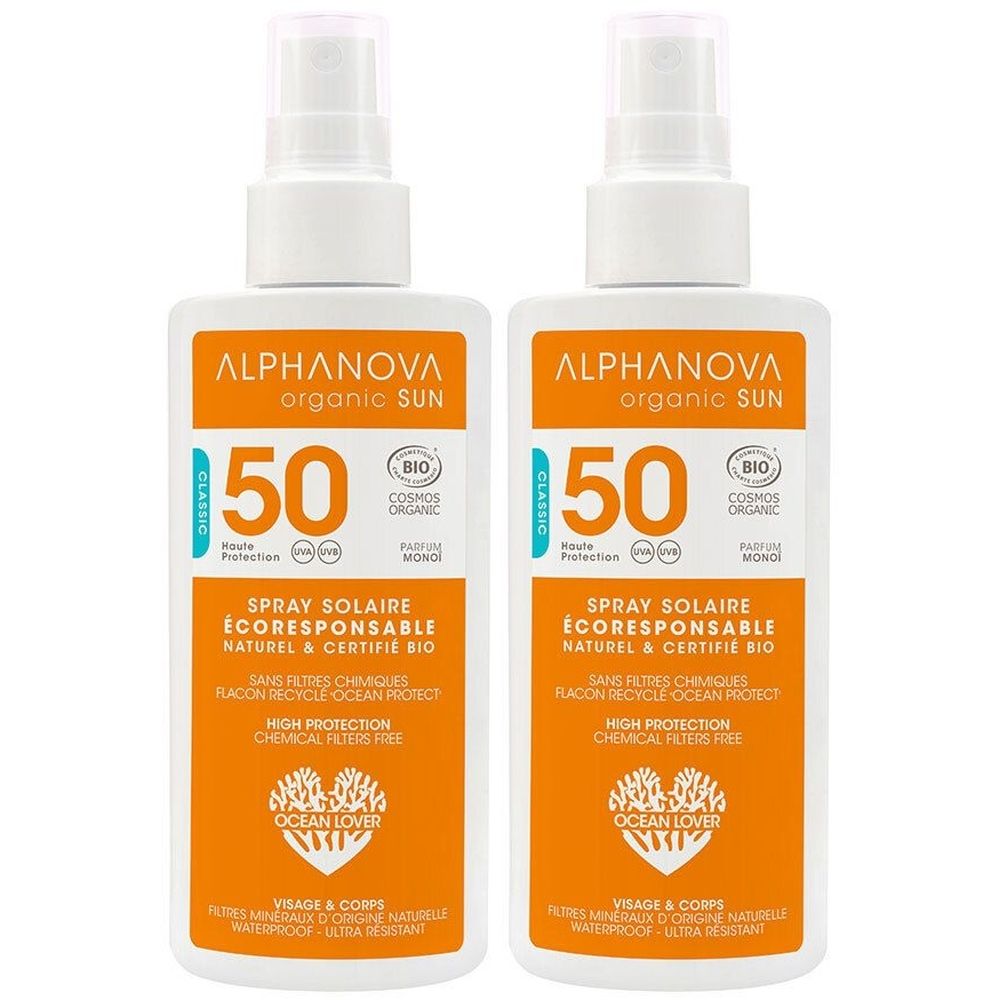 Twee sprays met witte sproeikop en oranje etiket. Opschrift: Alphanova organic SUN, 50, Spray solaire écoresponsable.