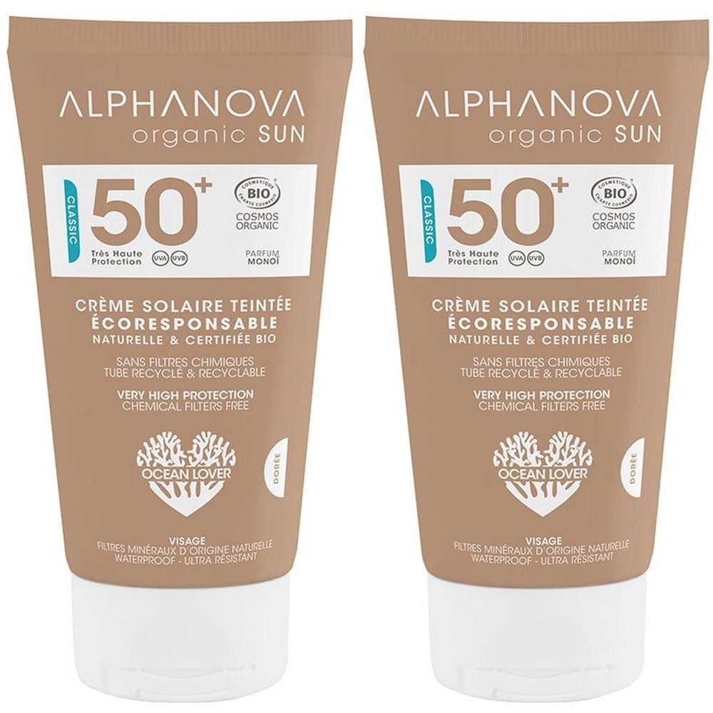Deux tubes de crème solaire teintée SPF 50+. Marque Alphanova, label bio. Protection très haute. Tube recyclable.
