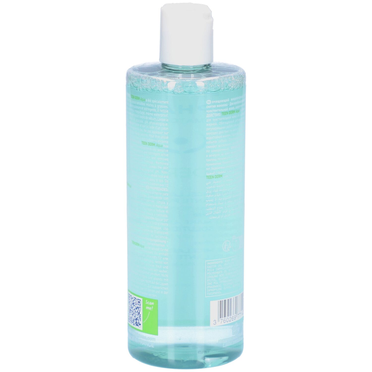 Achterkant van een transparante fles met witte dop. Tekst in meerdere talen. QR-code en barcode.