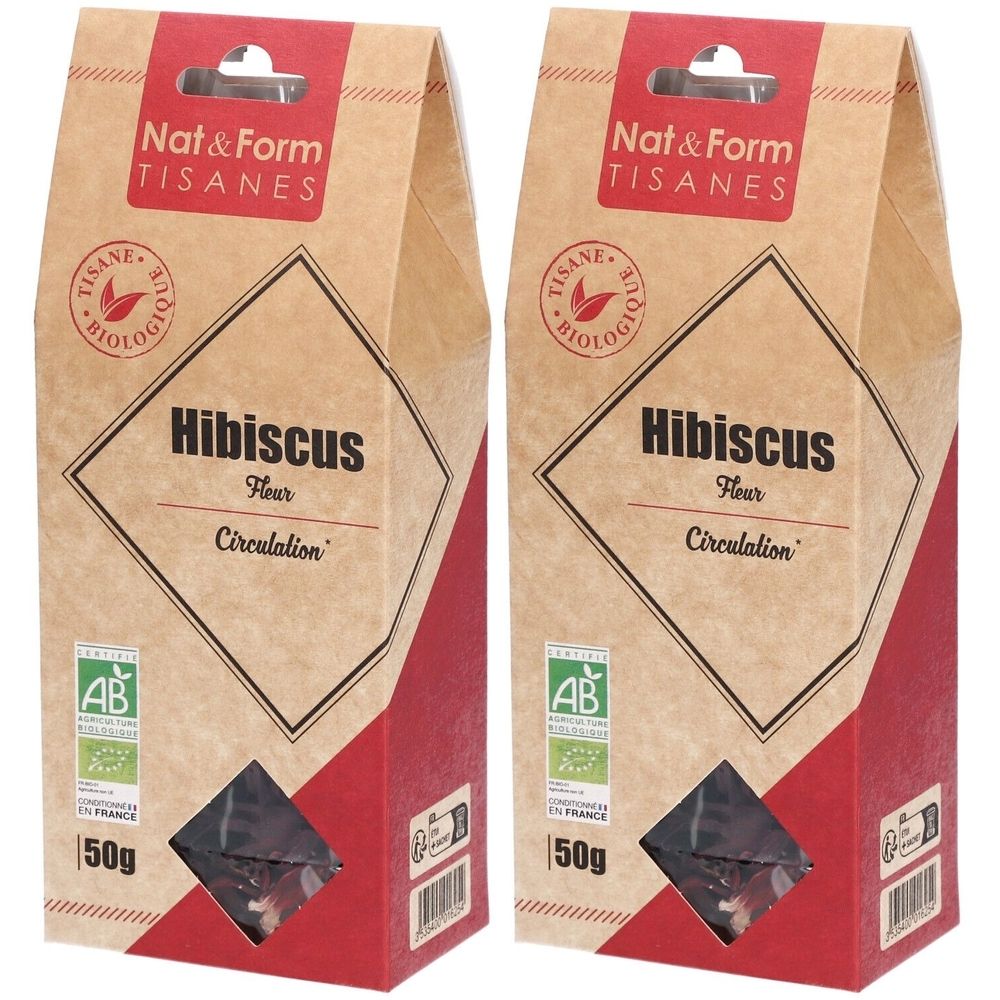 Twee verpakkingen Nat&Form Tisane Hibiscus bio. Bruine kartonnen verpakking met rode accenten. Opschrift: Hibiscus, 50g, AB-keurmerk.