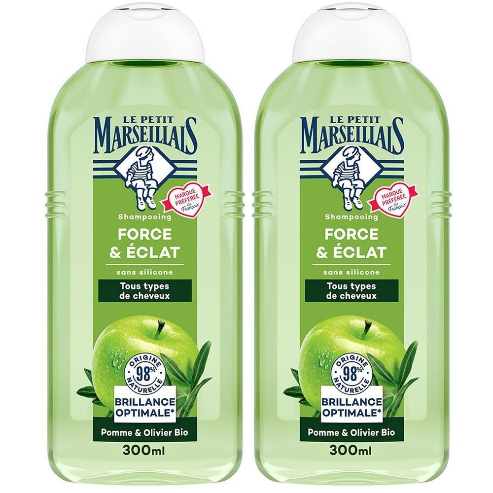 Twee groene shampoo flessen. Opschrift: Le Petit Marseillais, Force & Éclat, Pomme & Olivier Bio. Illustratie van appel en olijfblad.