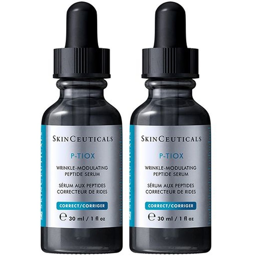 Twee flessen Skinceuticals P-TIOX serum. Donkere glazen flessen met zwarte pipetten. Opschrift: Wrinkle-Modulating Peptide Serum.