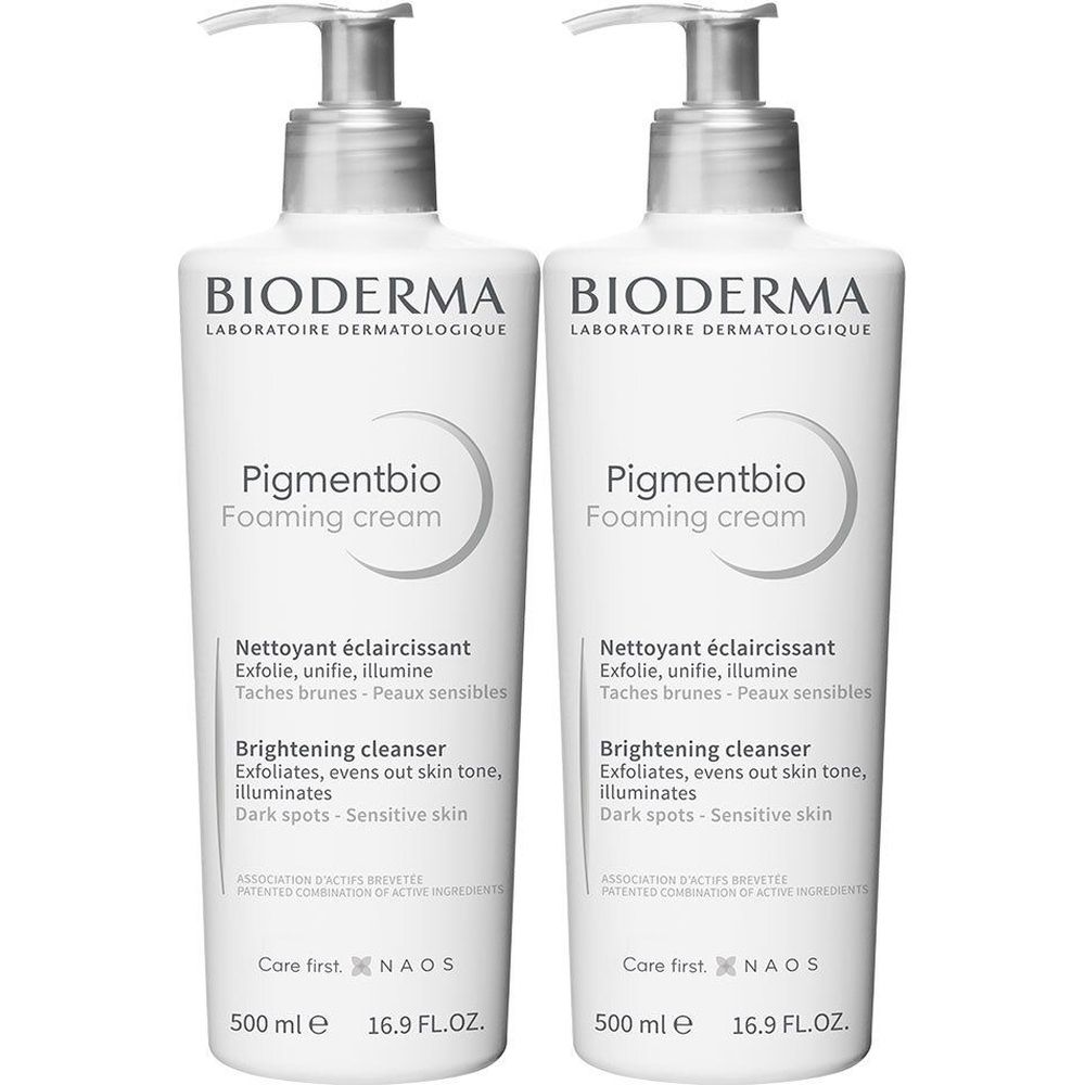 Twee witte flessen met pomp. Opschrift: BIODERMA, Pigmentbio, Foaming cream. Tekst: Nettoyant éclaircissant, Brightening cleanser.