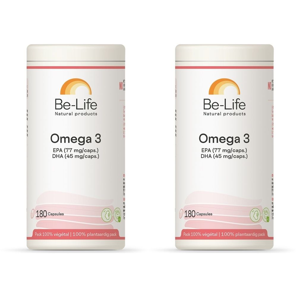 Twee cilindrische containers met "Be-Life Omega 3". Opschrift: EPA, DHA, 180 capsules. Vegetarisch.