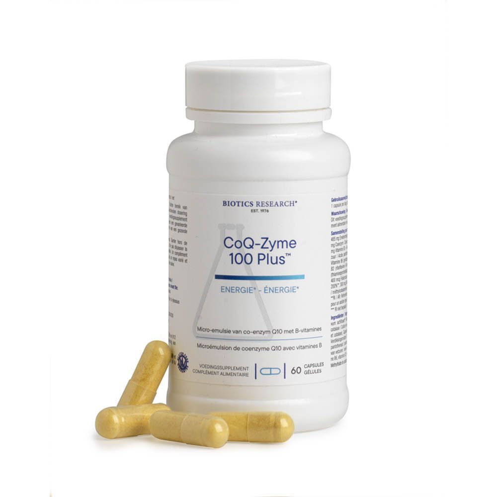 Een witte fles Biotics Research CoQ-Zyme 100 Plus met drie capsules ernaast, 60 capsules per fles.