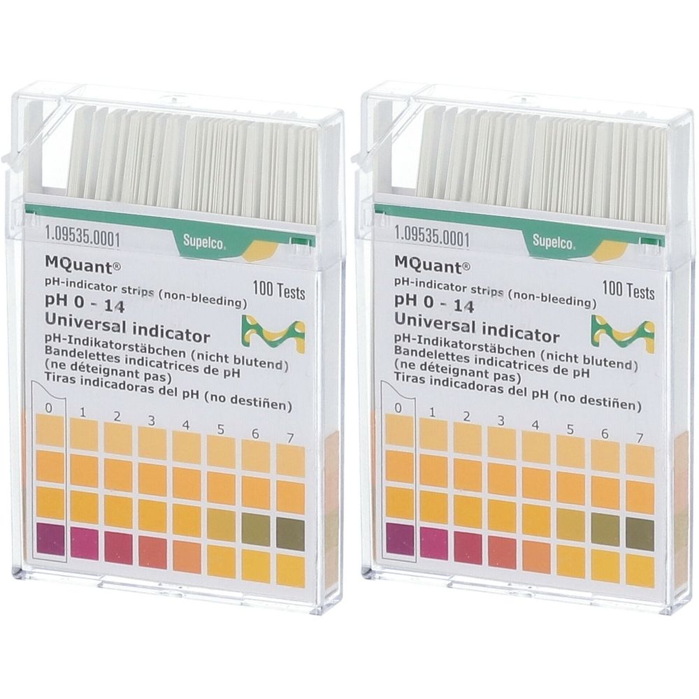 Twee verpakkingen pH-indicatorstrips. Elke verpakking bevat strips en een kleurenschaal van 0-14. Opschrift: MQuant, pH 0-14, universele indicator.