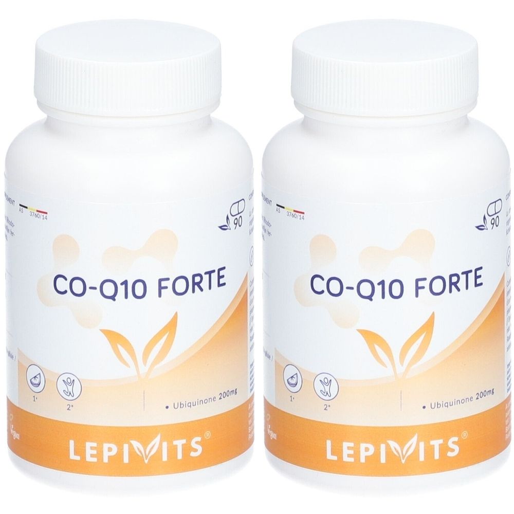 Twee witte flessen met schroefdop. Opschrift: CO-Q10 FORTE, LEPIVITS. Oranje accenten en productinformatie.