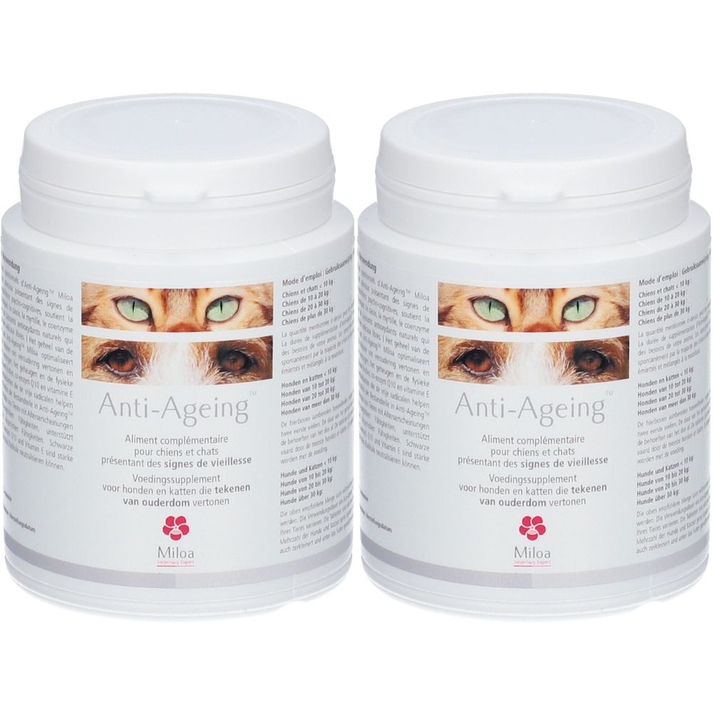 Twee witte potten met deksels. Opschrift "Anti-Ageing" en kattenogen. Voedingssupplement voor honden en katten.