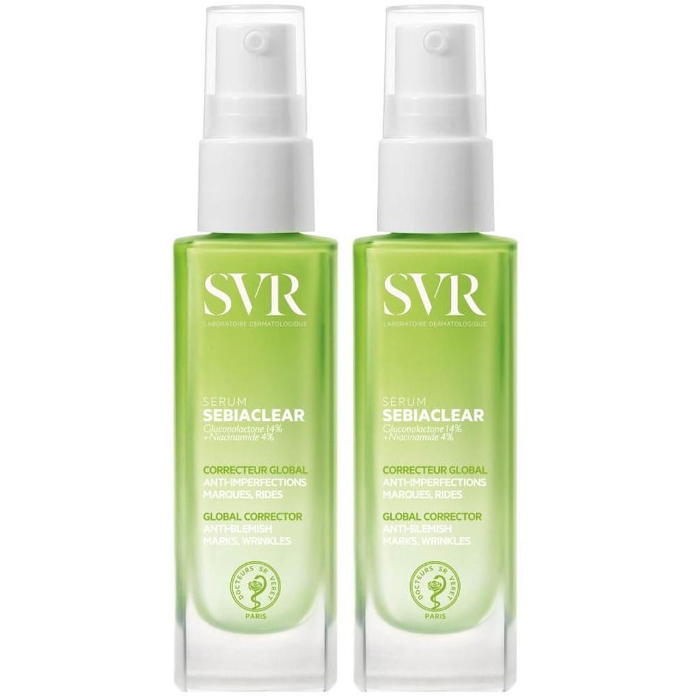 Deux flacons verts de sérum SVR SEBIACLEAR avec vaporisateur blanc. Inscription : SEBIACLEAR, anti-imperfections, anti-rides.