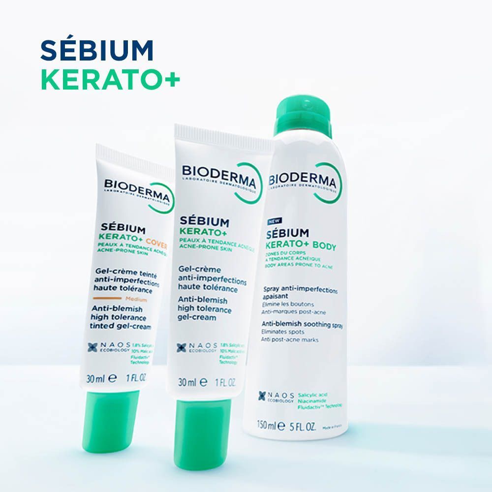 Drie Bioderma producten: Sébium Kerato+ Gel-Crème, Sébium Kerato+ Cover, Sébium Kerato+ Body. Witte tubes en fles.