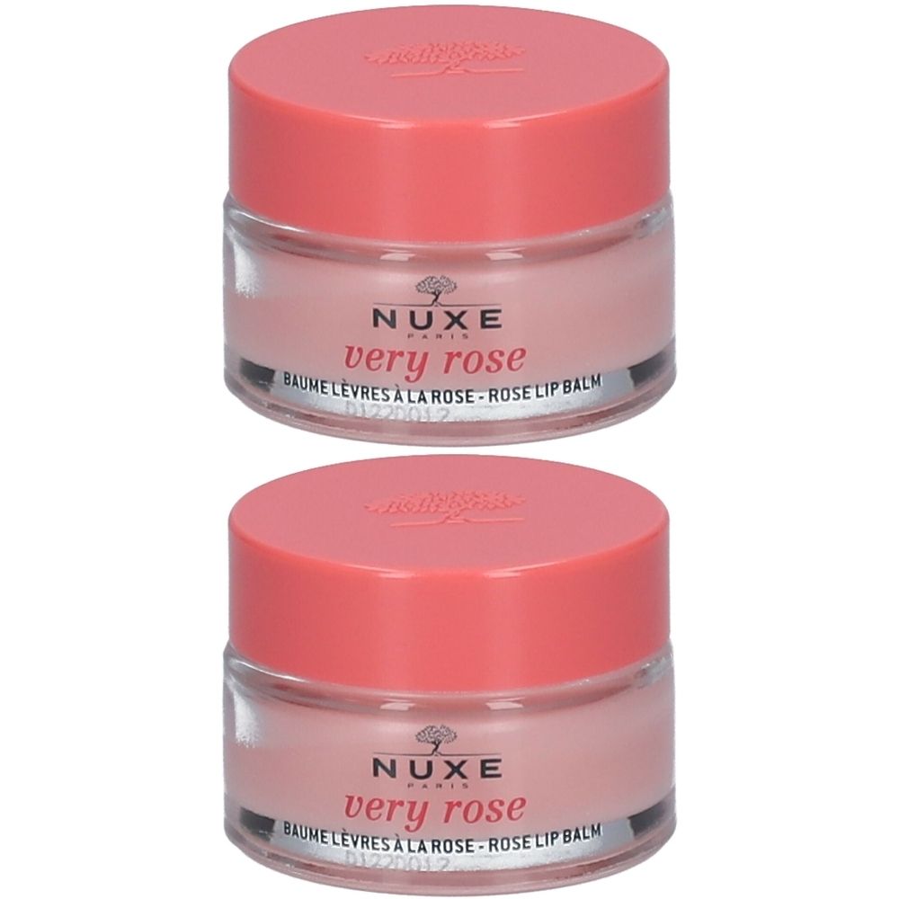 Twee potjes roze lippenbalsem, roze deksels. Opschrift: Nuxe Very Rose, Baume lèvres à la rose.