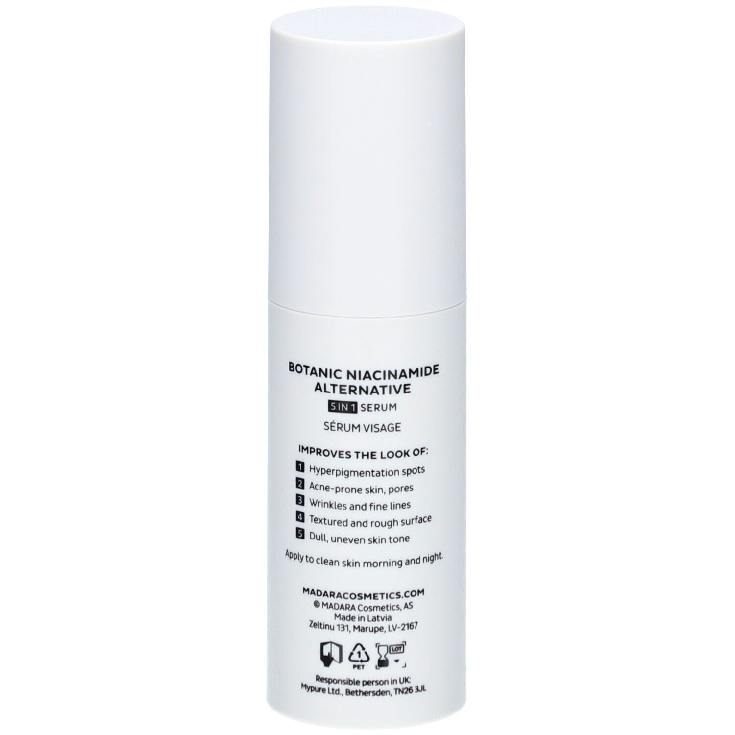 Witte fles met productinformatie. Tekst: Botanic Niacinamide Alternative 5-in-1 Serum. Fabrikantinformatie en certificering.
