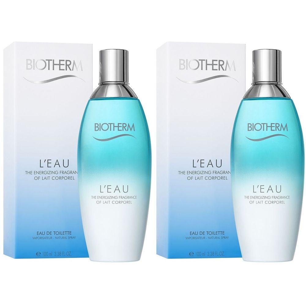 Twee flacons en verpakkingen van Biotherm L'Eau. De flacons zijn blauw en wit, met zilveren doppen. De verpakkingen zijn wit met blauwe tekst.