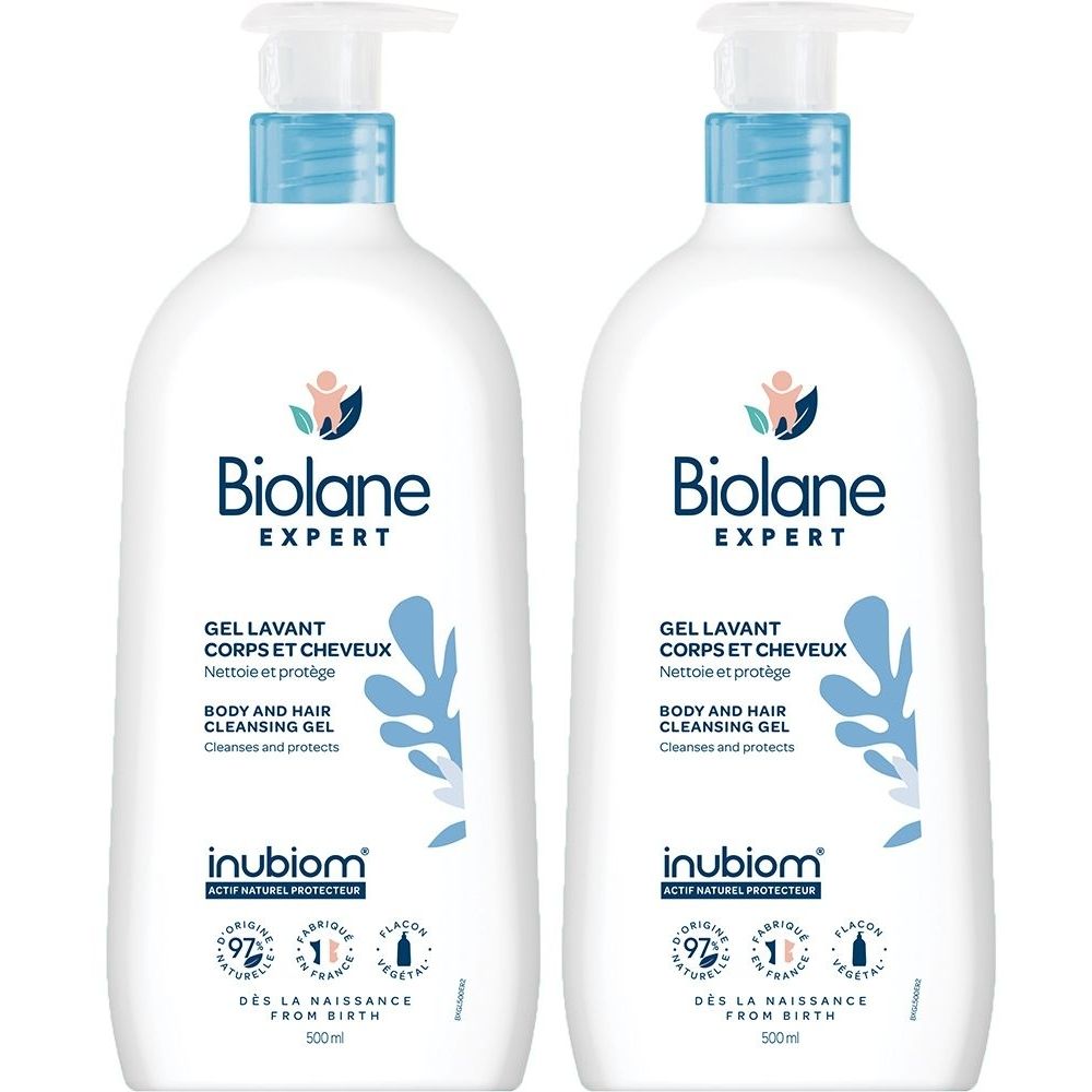 Twee witte flessen met pompsluiting. Opschrift: Biolane Expert, Gel Corps et Cheveux, Body and Hair Cleansing Gel. Blauwe accenten op de flessen.