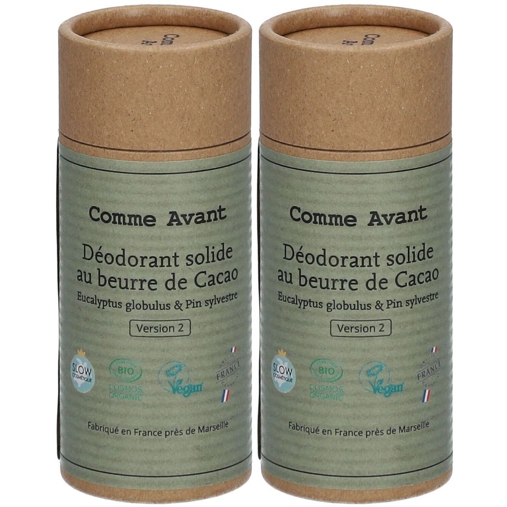 Twee cilindrische containers. Opschrift: Comme Avant Déodorant solide au beurre de Cacao. Bio- en vegan logo's.