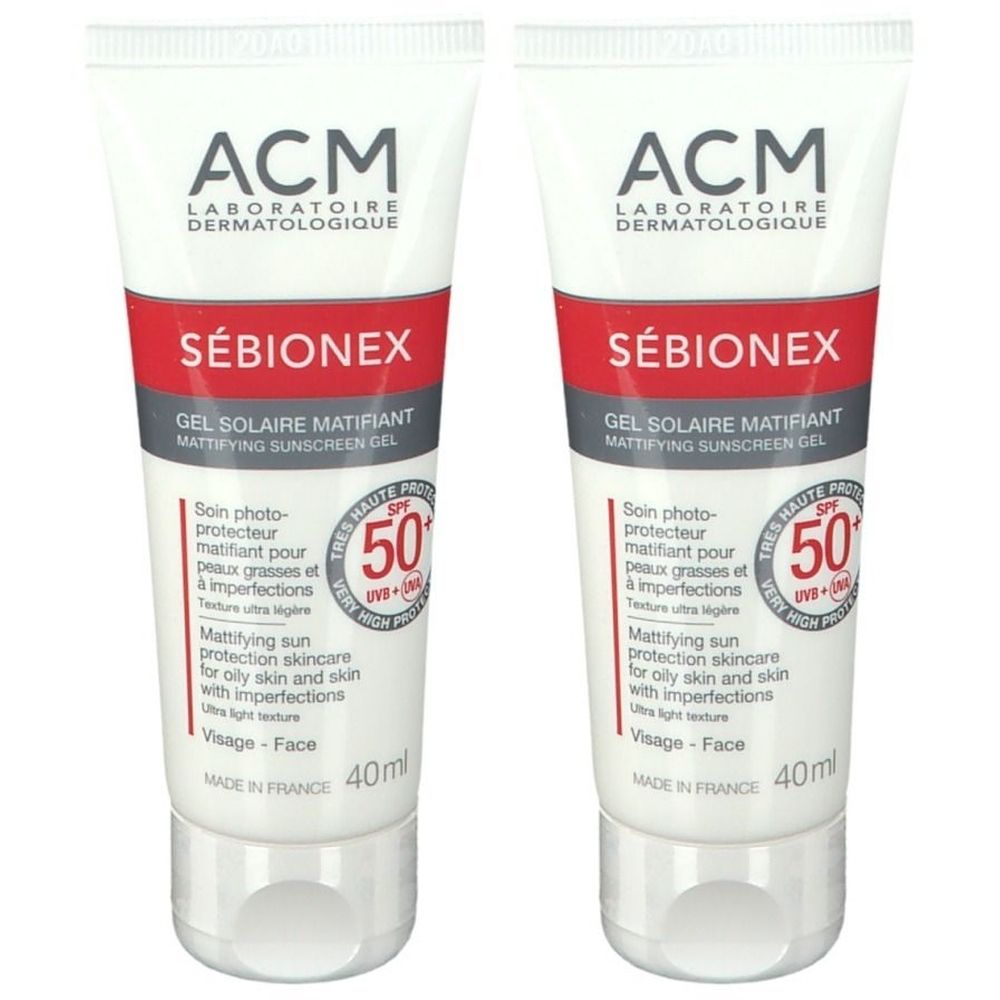 Twee tubes zonnebrandgel. Merk: ACM SÉBIONEX SPF 50+. Verpakking wit, rood en grijs. Tekst in het Frans en Engels.