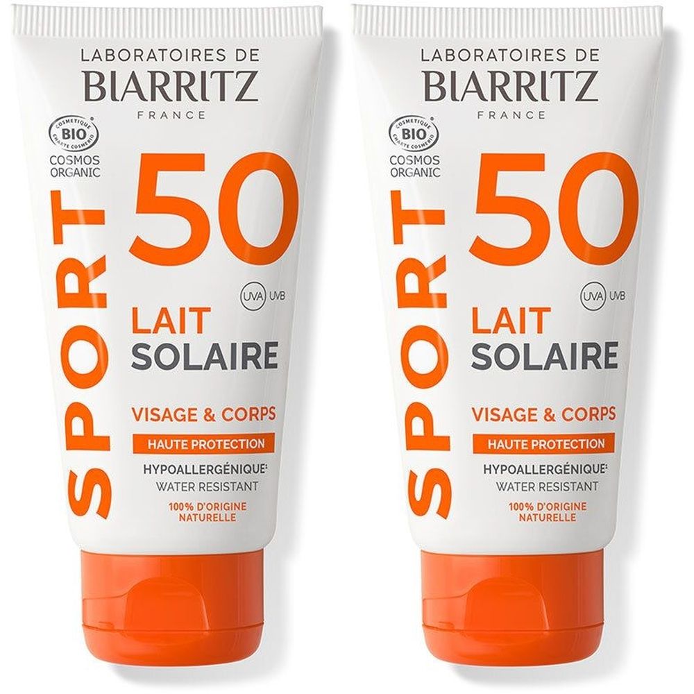 Twee tubes Lait Solaire Sport SPF50. Wit met oranje tekst. Bevat bio-certificering. Voor gezicht en lichaam.