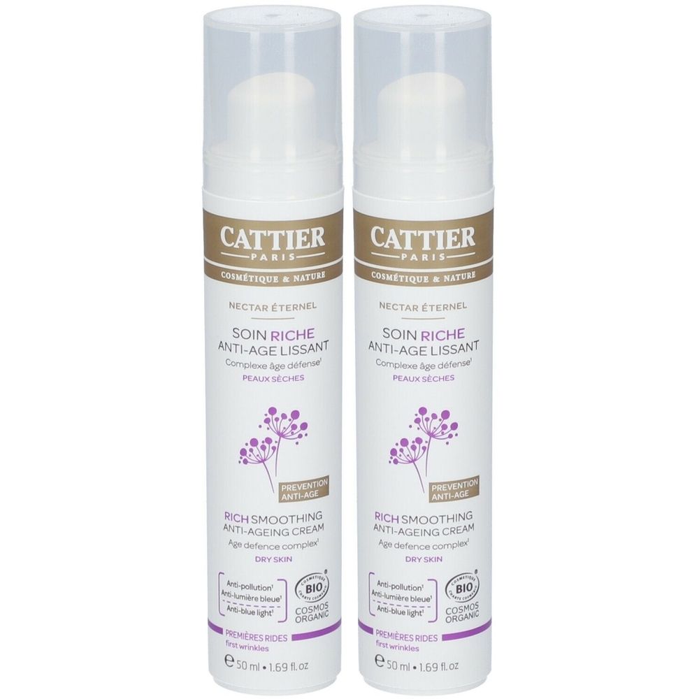 Twee witte crèmes met bruine en paarse etiketten. Opschrift: CATTIER, Anti-Ageing Cream, Bio-certificering.