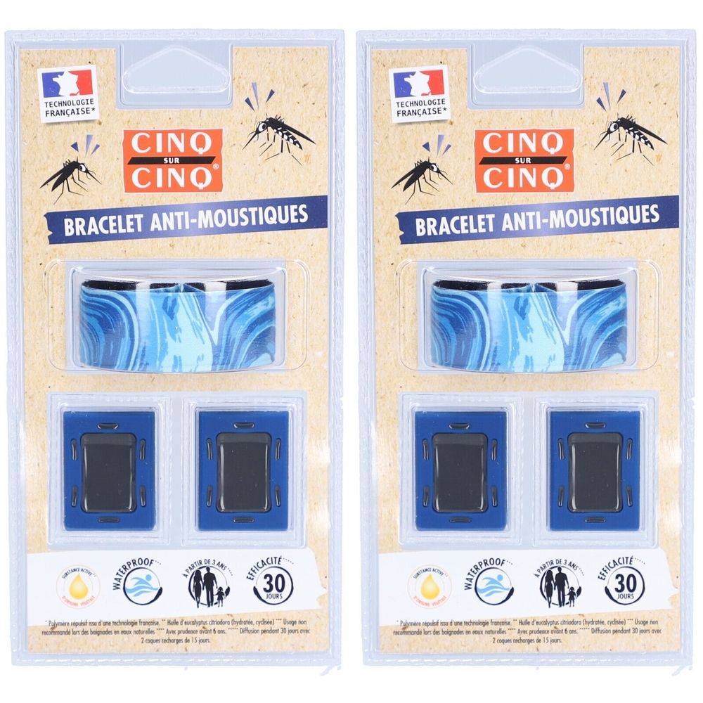 Twee verpakkingen anti-muggen armbanden. Blauw-wit gemarmerde band. Zwarte capsules. Verpakking met logo en tekst.