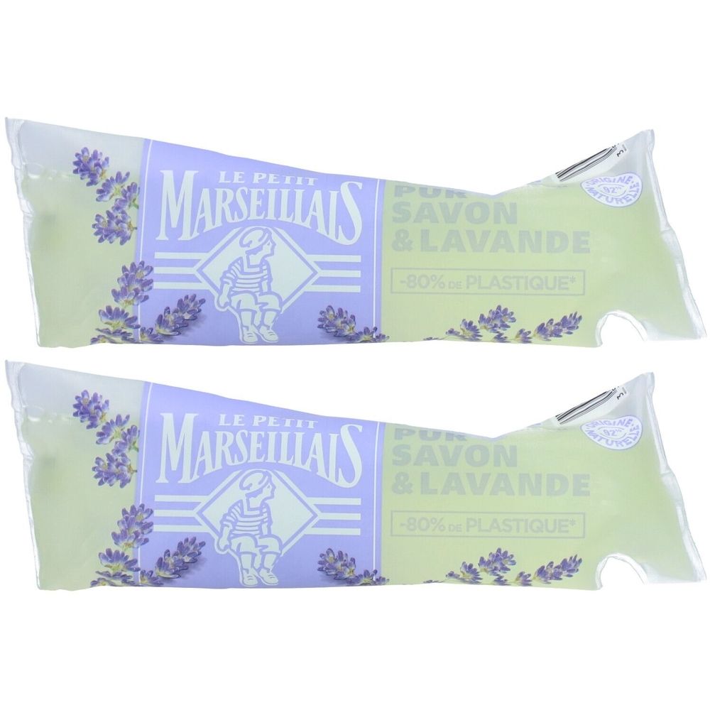 Twee zakjes met paarse en groene verpakking. Opschrift: LE PETIT MARSEILLAIS, Pur Savon & Lavande. Lavendel illustraties.