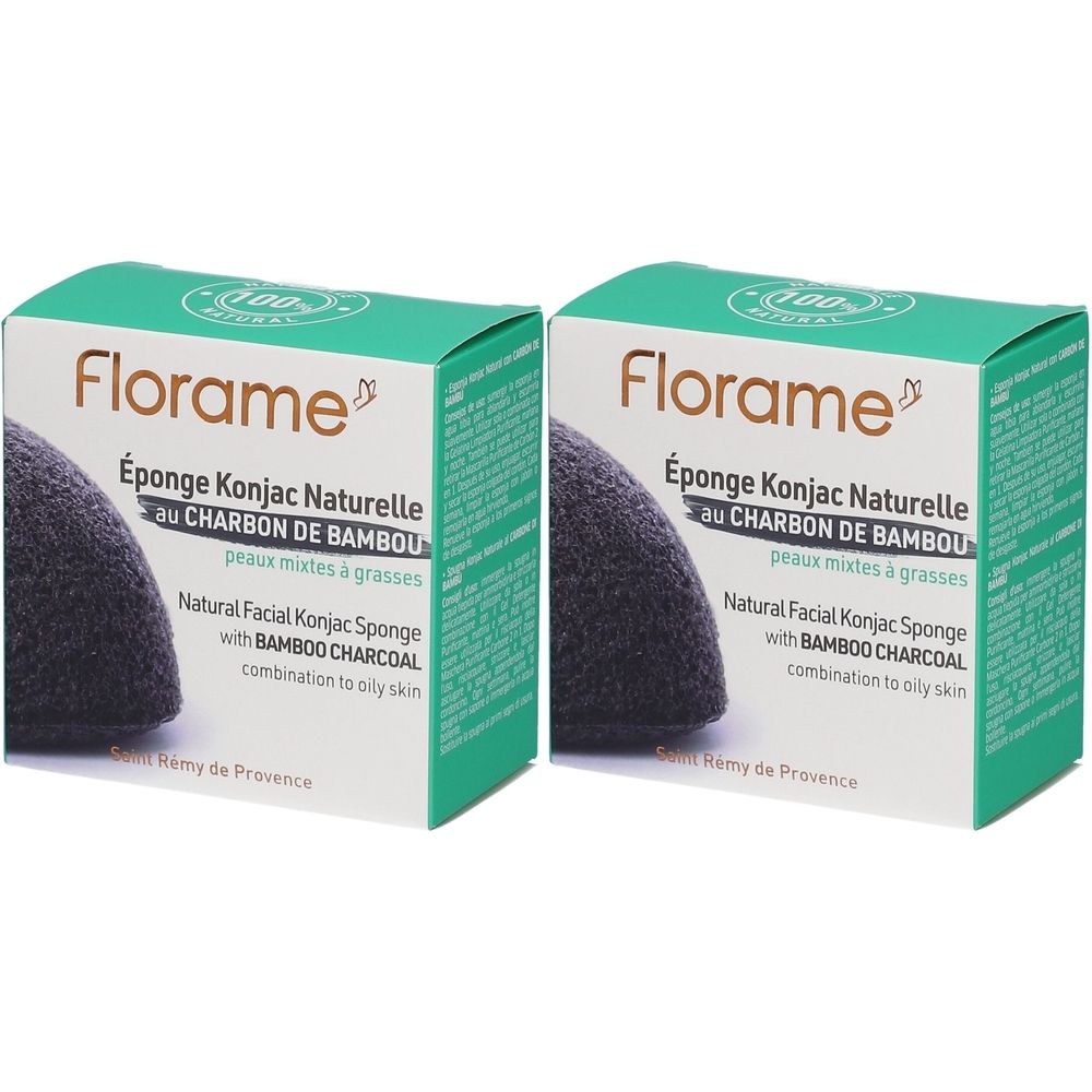 Twee vierkante dozen met de naam Florame. Opschrift: Éponge Konjac Naturelle au Charbon de Bambou. Zwarte spons zichtbaar.