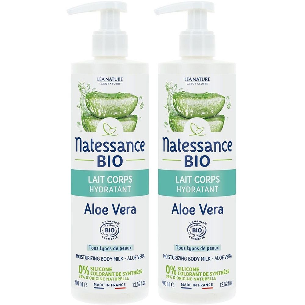 Twee flessen bodylotion met pomp. Opschrift: Natessance BIO, Aloe Vera. Bevat een biologisch keurmerk en tekst in het Frans.