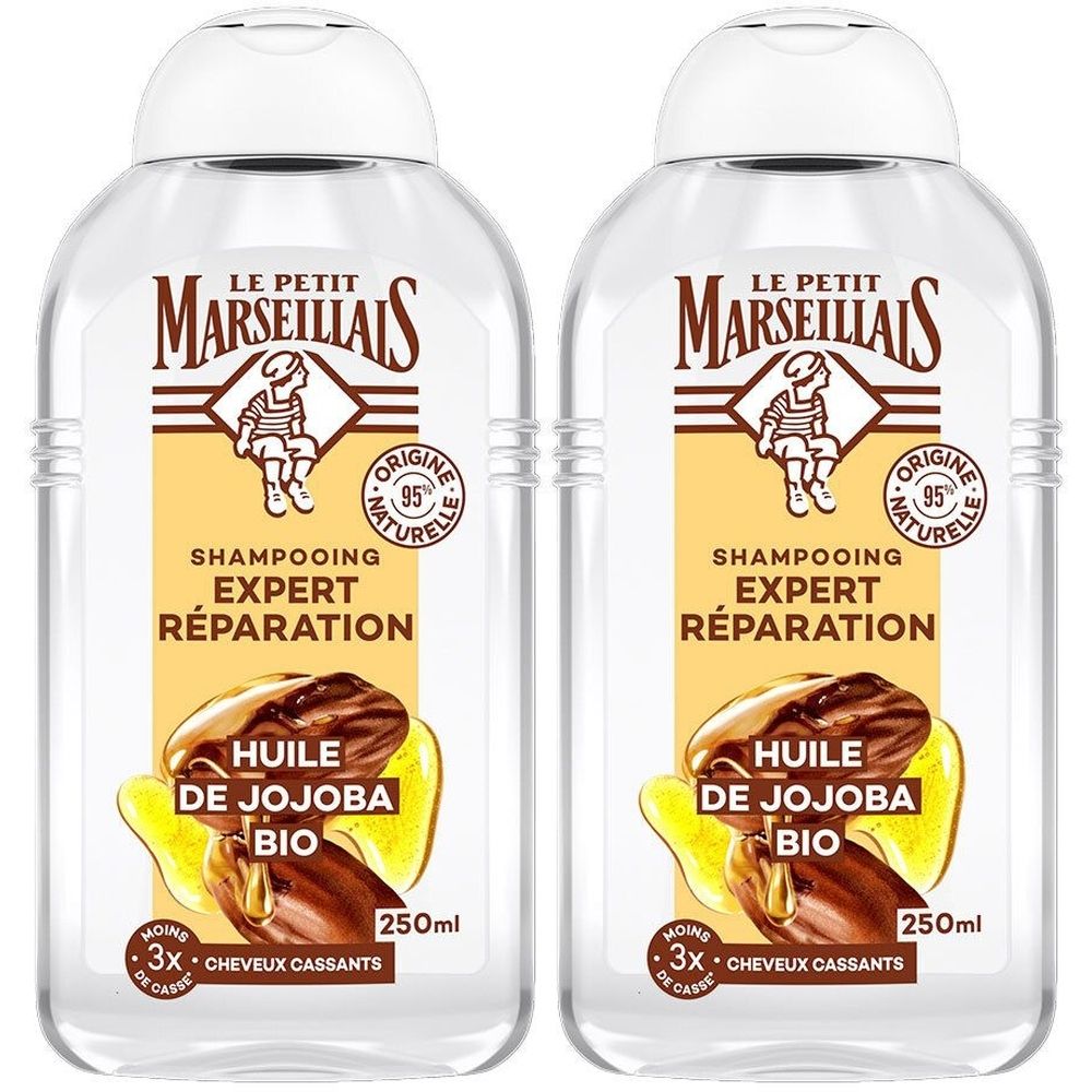 Deux flacons de shampooing. Inscription: Le Petit Marseillais, Expert Réparation, Huile de Jojoba Bio. 250ml.