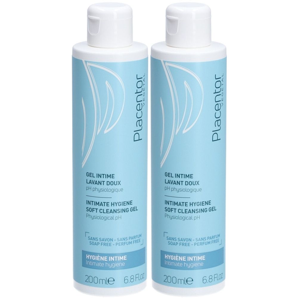 Twee flessen intieme wasgel. Lichtblauwe flessen met witte dop. Tekst: Placentor, GEL INTIME LAVANT DOUX, Intieme hygiëne, 200ml.