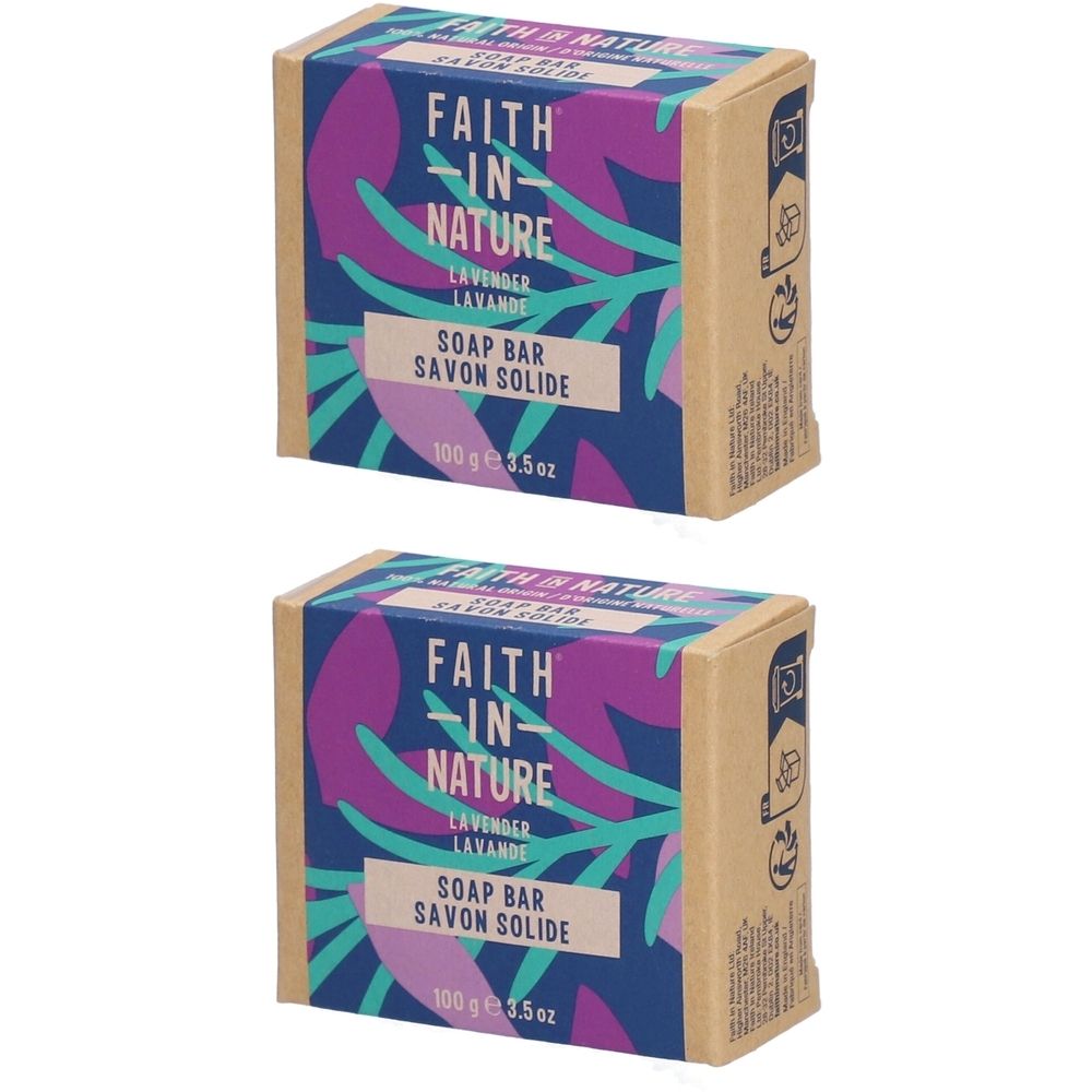 Twee rechthoekige zeepjes in kartonnen verpakking. Opschrift: Faith in Nature, Lavendel, Soap Bar, Savon Solide. 100g/3.5oz.