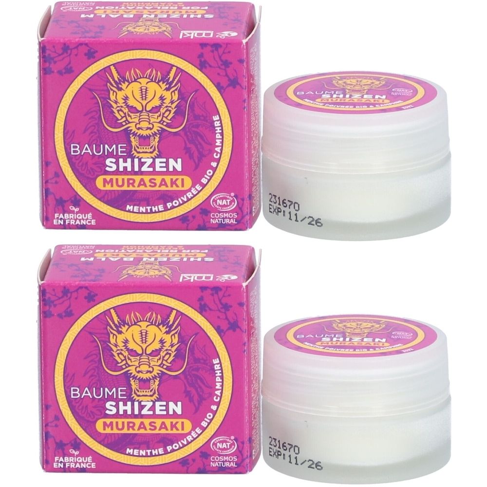 Twee potjes en twee dozen. Op de dozen staat "BAUME SHIZEN MURASAKI". De potjes bevatten een witte substantie en hebben een wit deksel.