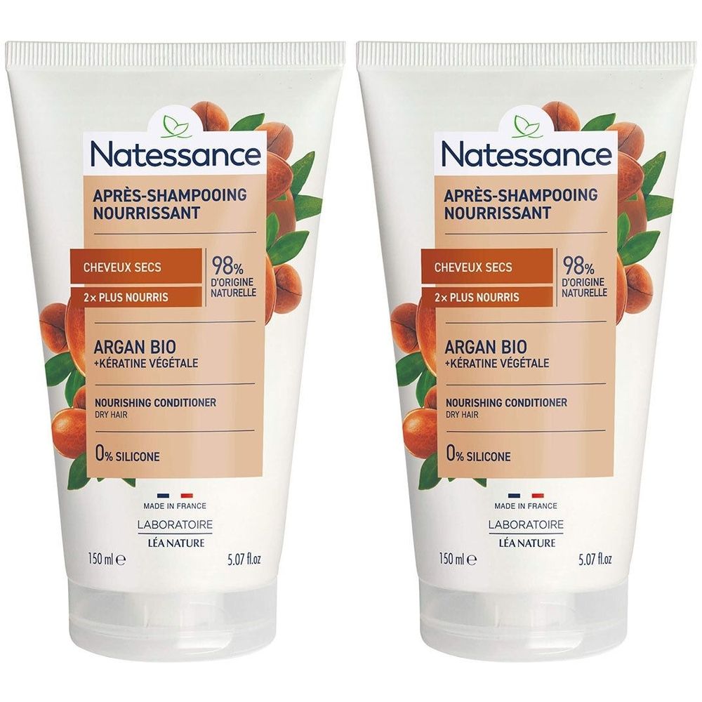 Twee tubes conditioner. Opschrift: Natessance, Après-Shampooing Nourrissant, Argan Bio + Kératine Végétale, 0% silicone.