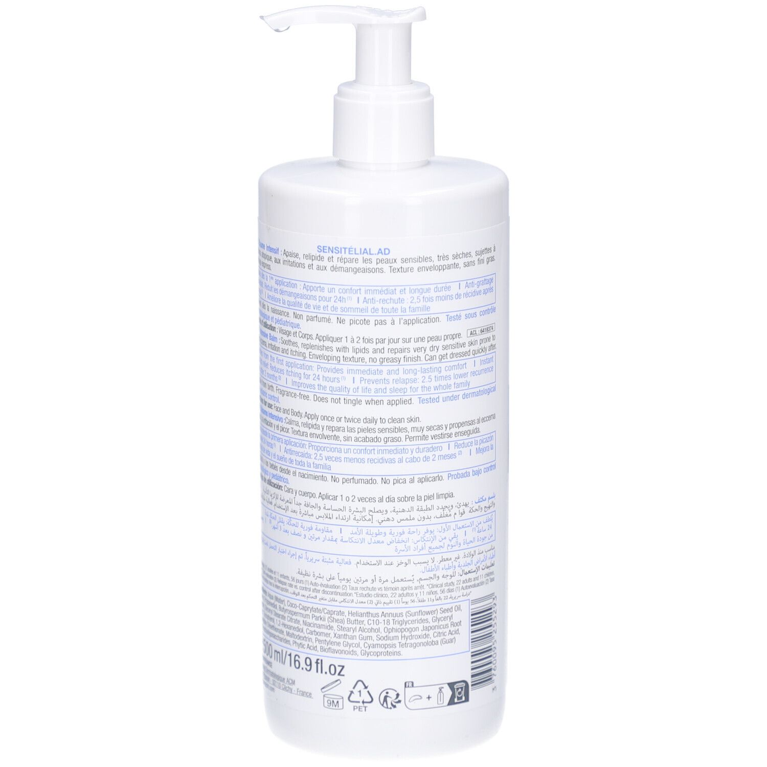 Achterkant van de witte fles met pomp. Tekst in meerdere talen. Productnaam en merk ACM. 500ml.